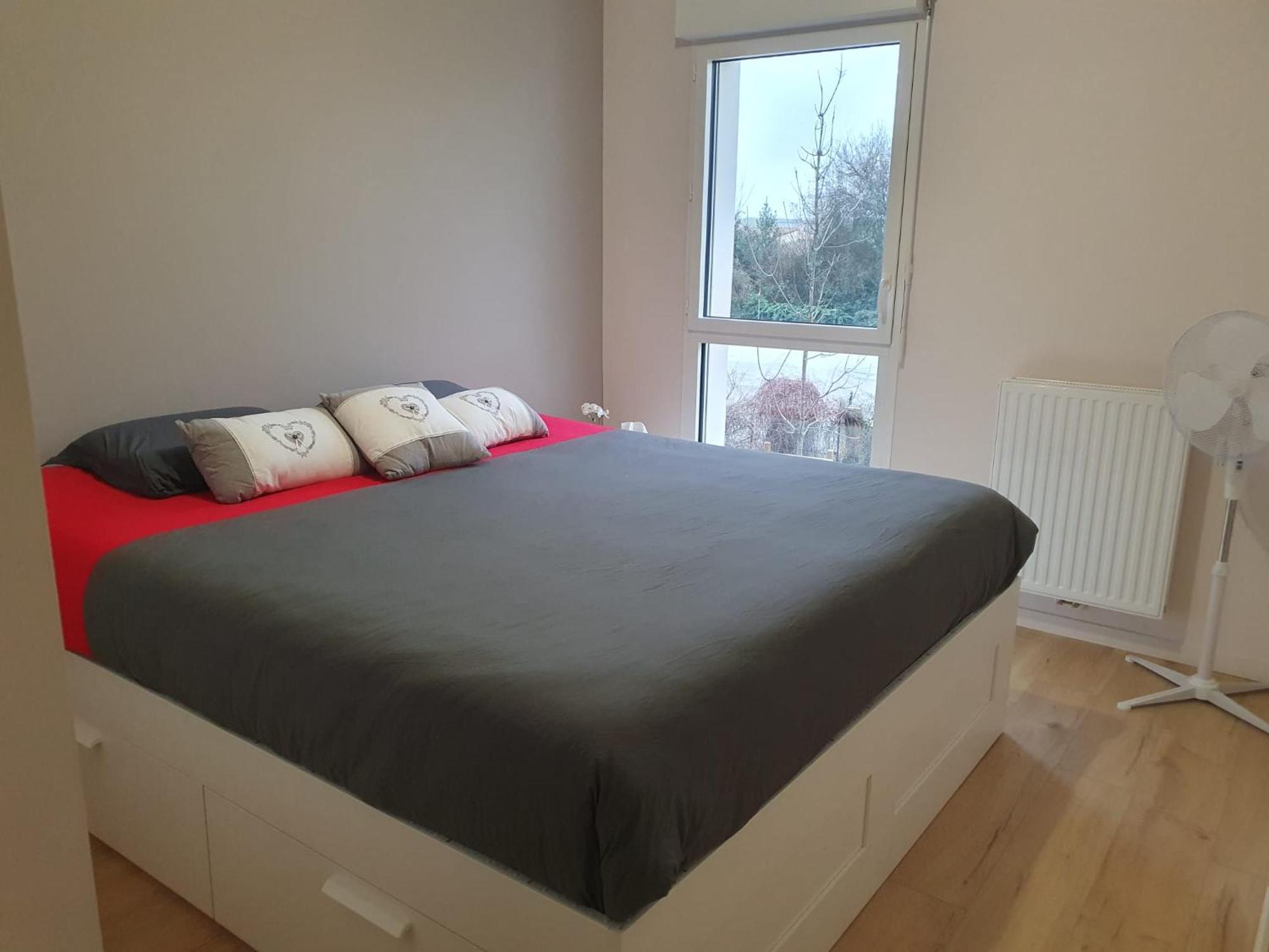 Appartement A Floirac Avec 2 Chambres, Un Parking Prive, Une Terrasse, A 5 Minutes En Voiture De L'Arkea Arena De Bordeaux エクステリア 写真